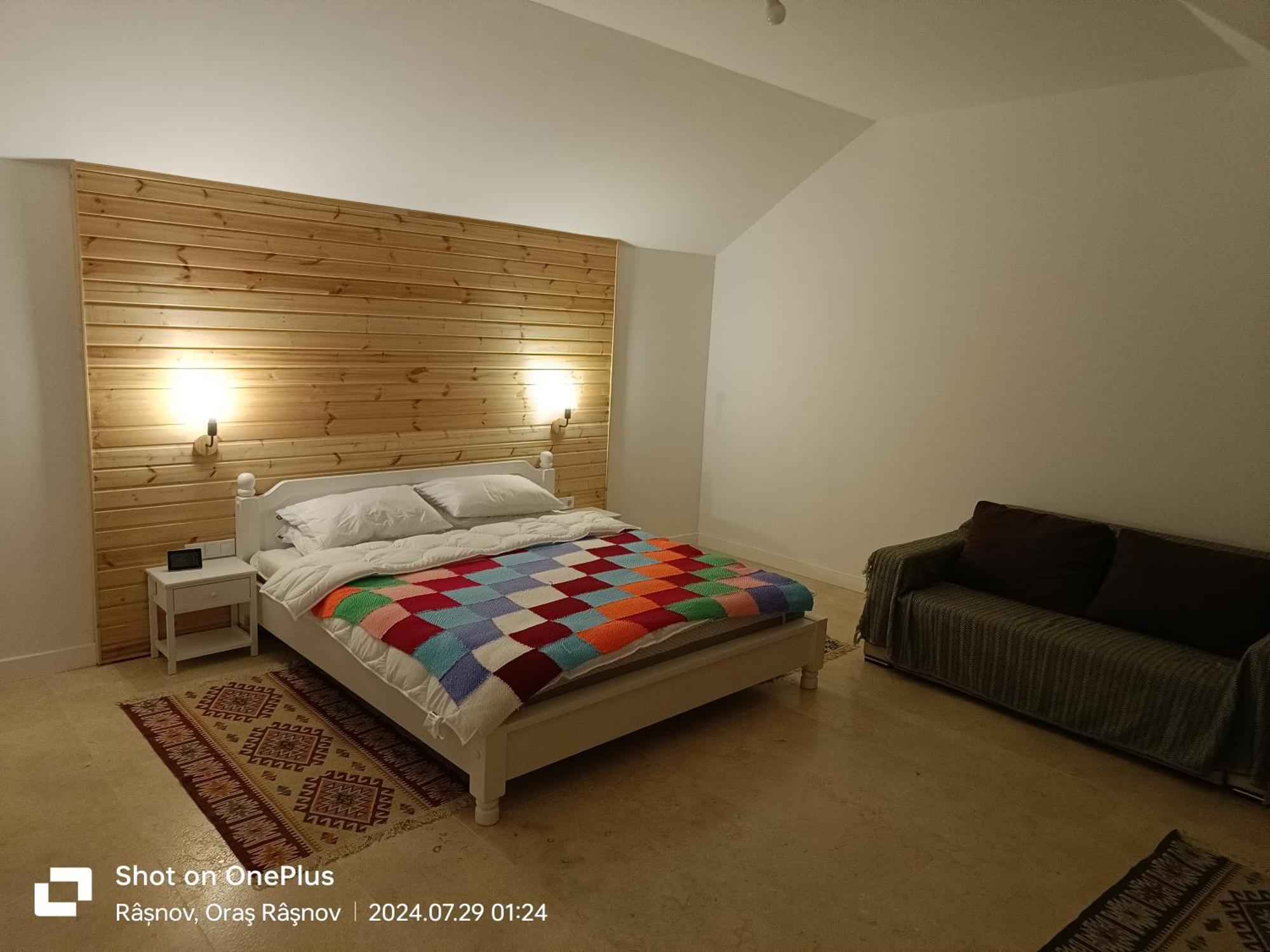 Imperfect House Hotel Rîşnov Ngoại thất bức ảnh